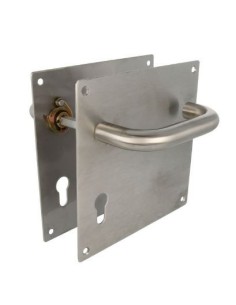 MANILLA C/PLACA 180X180 ACERO INOXIDABLE 18/8 (S) CON BOCALLAVE 72MM 3CB72