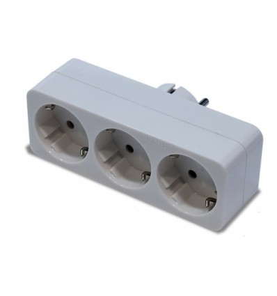 ADAPTADOR TRIPLE TT FRONTAL 16A-250V