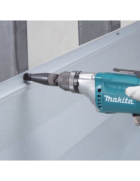 ATORNILLADOR 570W 0 - 2.500 RPM PAR REG. FS2700