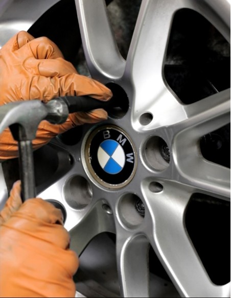 KIT RETIRAR PERNOS ANTIRROBO 972/C4 BMW
