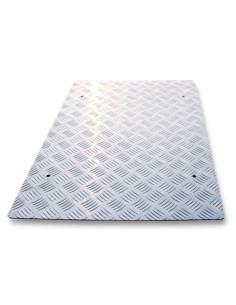 TABLERO EN CHAPAAANTI-DESLIZANTE 3050/LA