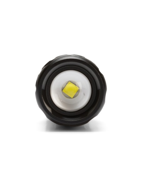 LINTERNA RECARGABLE LED 800 LUMEN CON FUNCION ZOOM PANTHER