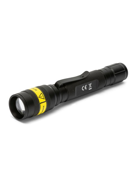 LINTERNA LED TACTICA CREE 3W 140LM ZOOM ALCANCE 120M IPX5