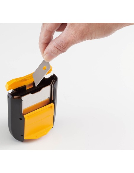 CONTENEDOR PARA CUCHILLAS USADAS PARA CINTURON O BOLSA PORTAHERRAMIENTAS