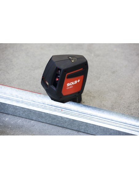 NIVEL LASER DE LINEAS Y PUNTOS QUBO PRO DE HASTA 80 M