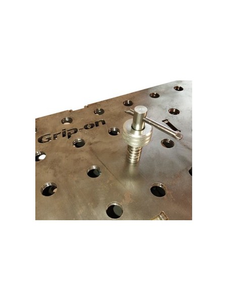 PERNO DE SUJECION DE 16 MM PARA MESAS PERFORADAS