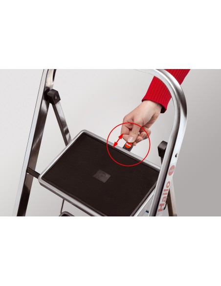 Mini escalera de aluminio K30